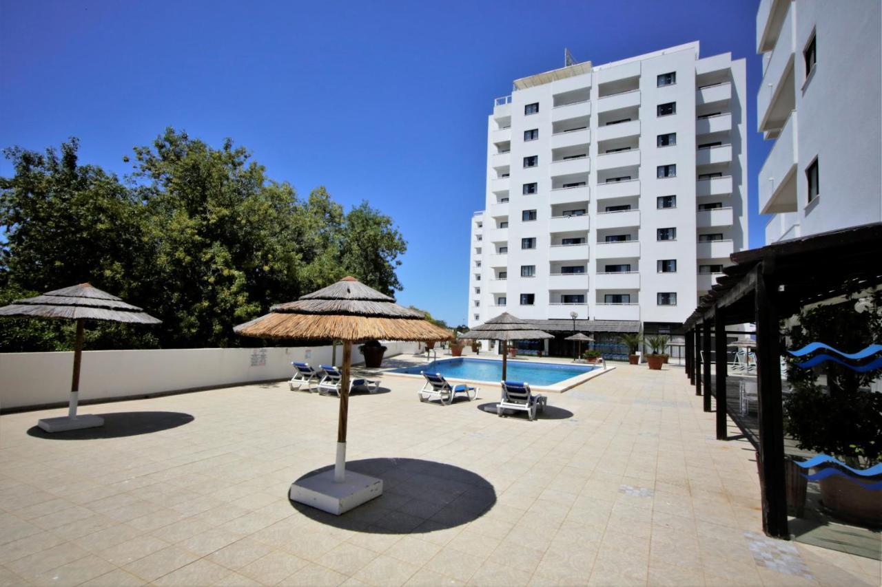 Sea View Apartment - 3 Swimming Pool & Fitness Albufeira Bagian luar foto