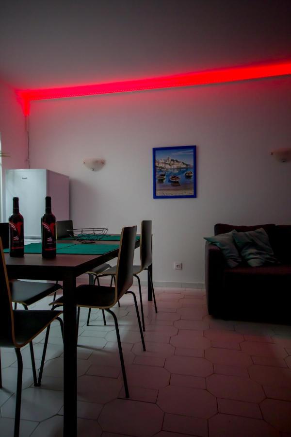 Sea View Apartment - 3 Swimming Pool & Fitness Albufeira Bagian luar foto