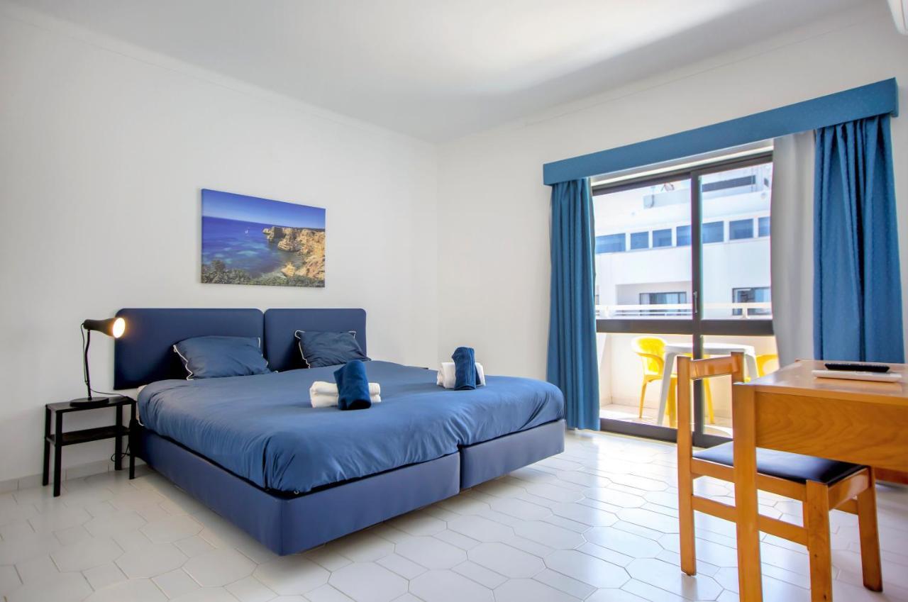 Sea View Apartment - 3 Swimming Pool & Fitness Albufeira Bagian luar foto