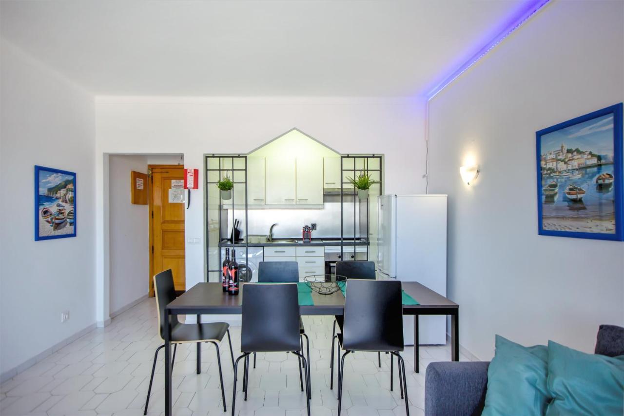 Sea View Apartment - 3 Swimming Pool & Fitness Albufeira Bagian luar foto