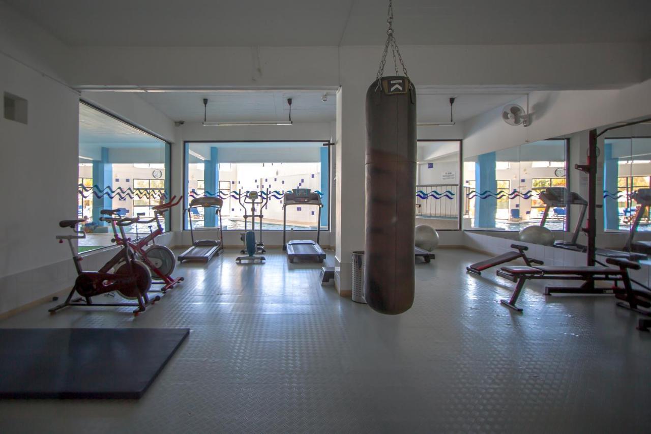 Sea View Apartment - 3 Swimming Pool & Fitness Albufeira Bagian luar foto